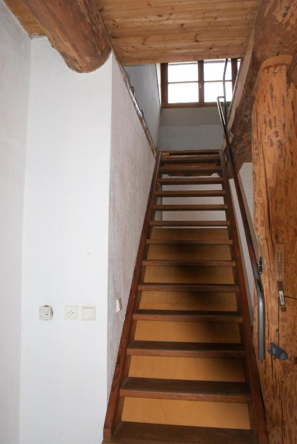 Rustikale Und Grosszuegige Ferienwohnung カシュペルスケー・ホリ エクステリア 写真