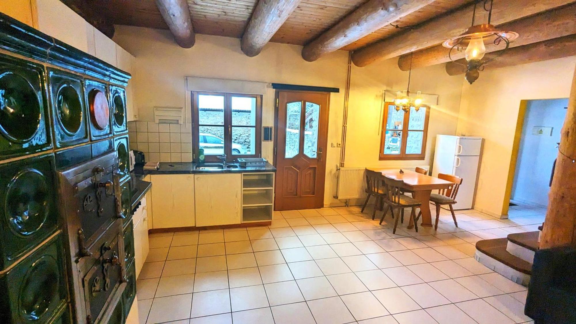 Rustikale Und Grosszuegige Ferienwohnung カシュペルスケー・ホリ エクステリア 写真